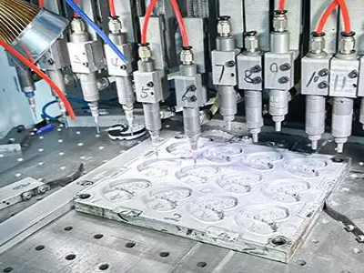 Custom keychain and phone chain bulk production at Fuzhou Smart Artifact factory