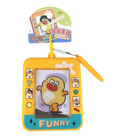Cute cartoon magnetic drawing board keychain, mini erasable doodle pad toy for kids