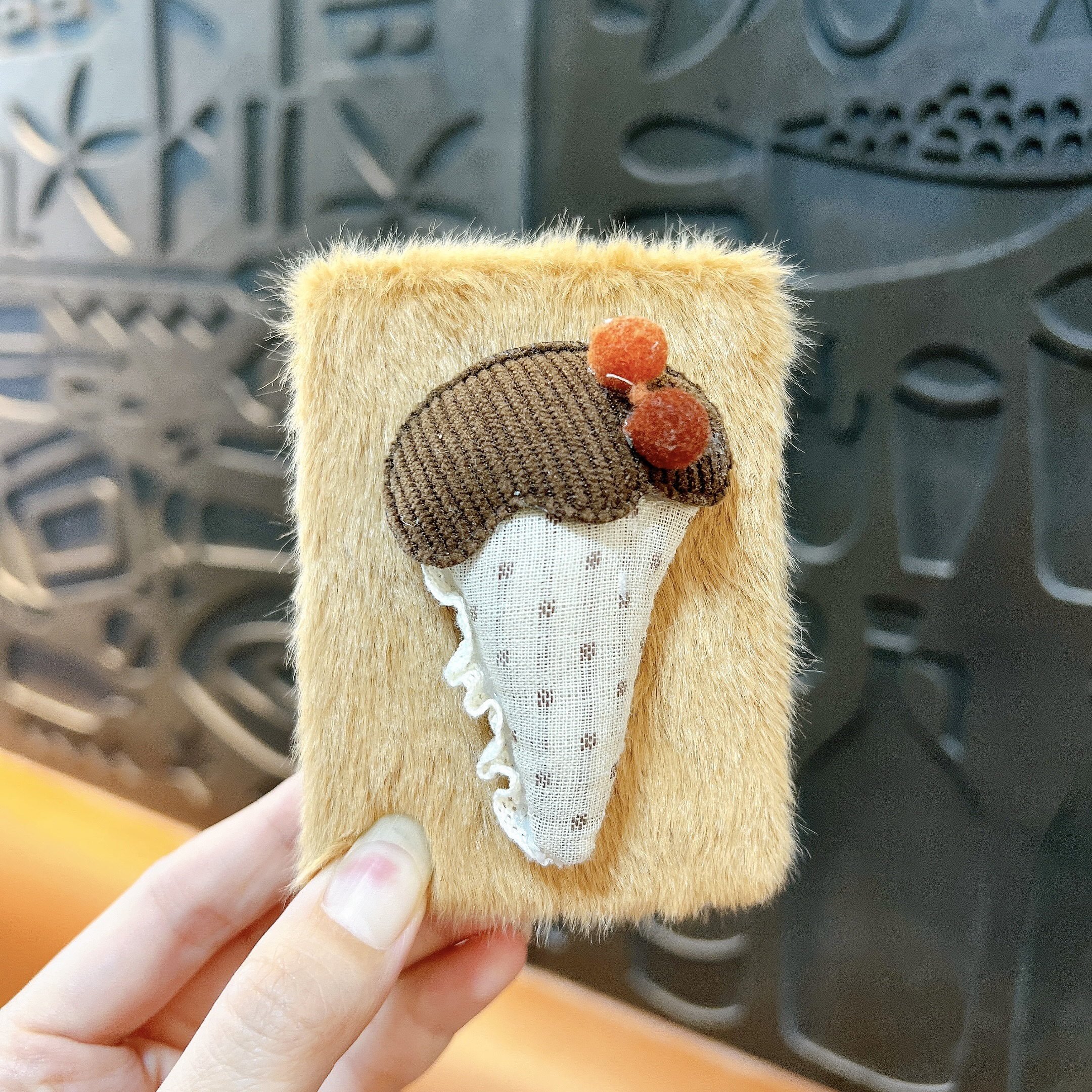 Plush Ice Cream Cone Mirror Keychain Kawaii Portable Makeup Mirror Phone Charm Cute Fluffy Bag Pendant