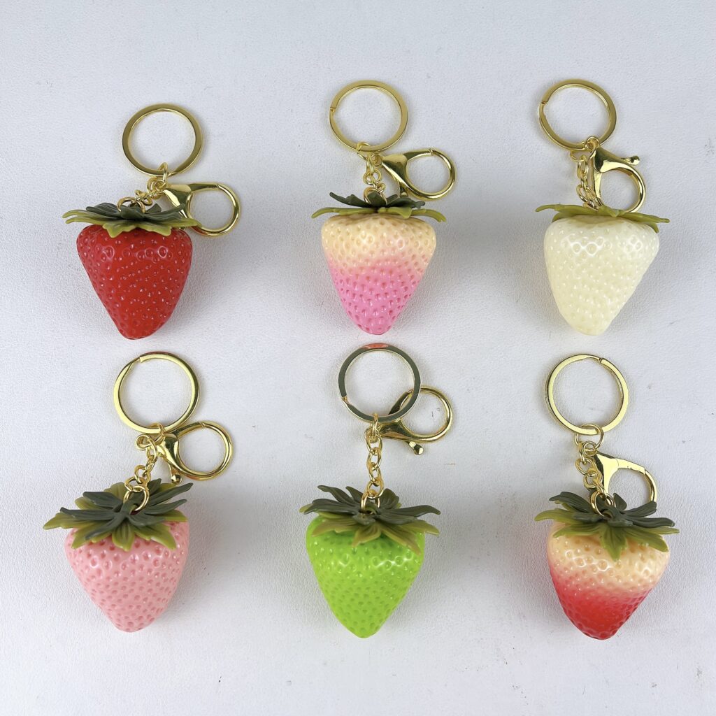 artifact keychain simulation strawberry pendant keychain cute resin fruit bag charm realistic food ornament