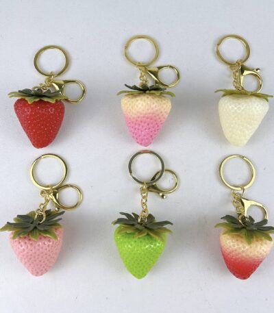 artifact keychain simulation strawberry pendant keychain cute resin fruit bag charm realistic food ornament