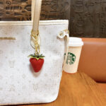 artifact keychain simulation strawberry pendant keychain cute resin fruit bag charm realistic food ornament