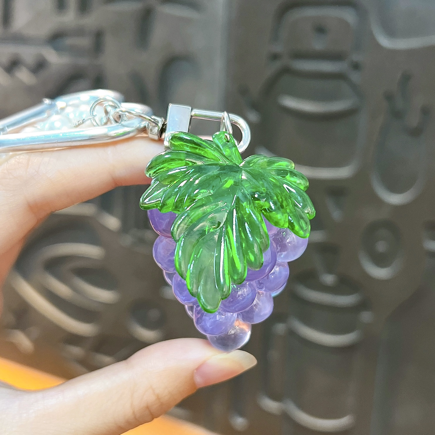 Cute transparent resin grape keychain with pearl chain and heart carabiner, fruit bag charm